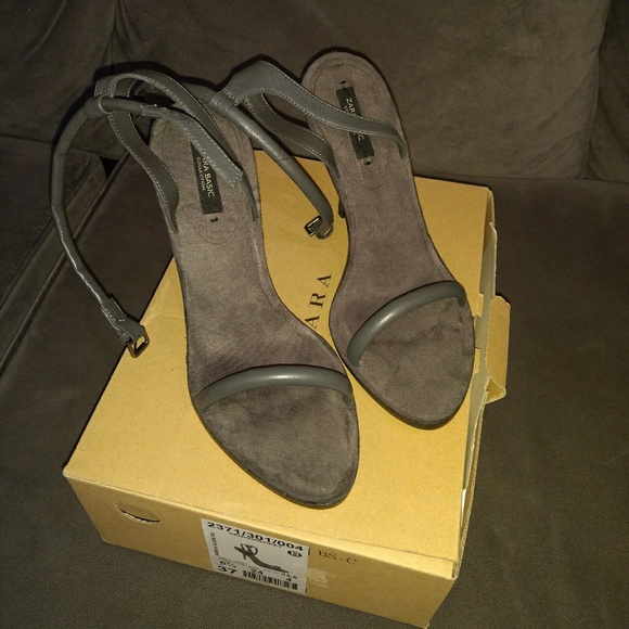 Zara Shoes - Grey/Gray Heeled Zara Sandals